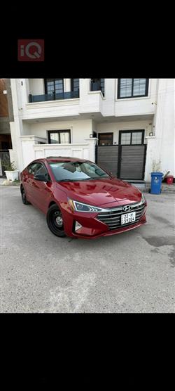 هیوندای ئەلەنترا
